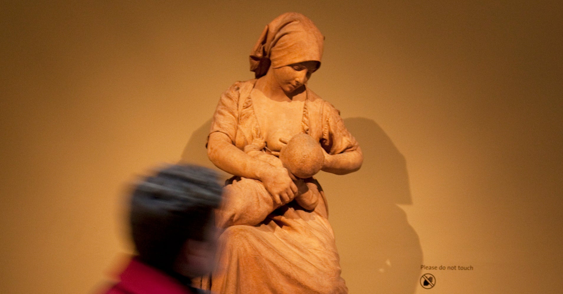 Breastfeeding Mom Has Best Response After Being Asked To Cover Up At