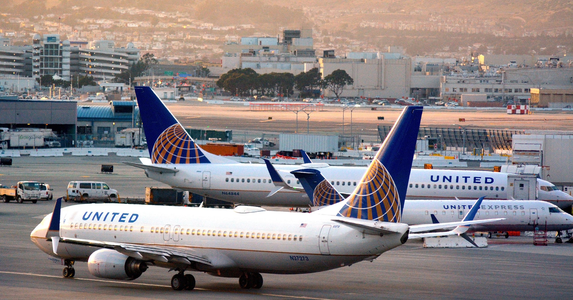 Beleaguered United Airlines Conducts Review After Texas