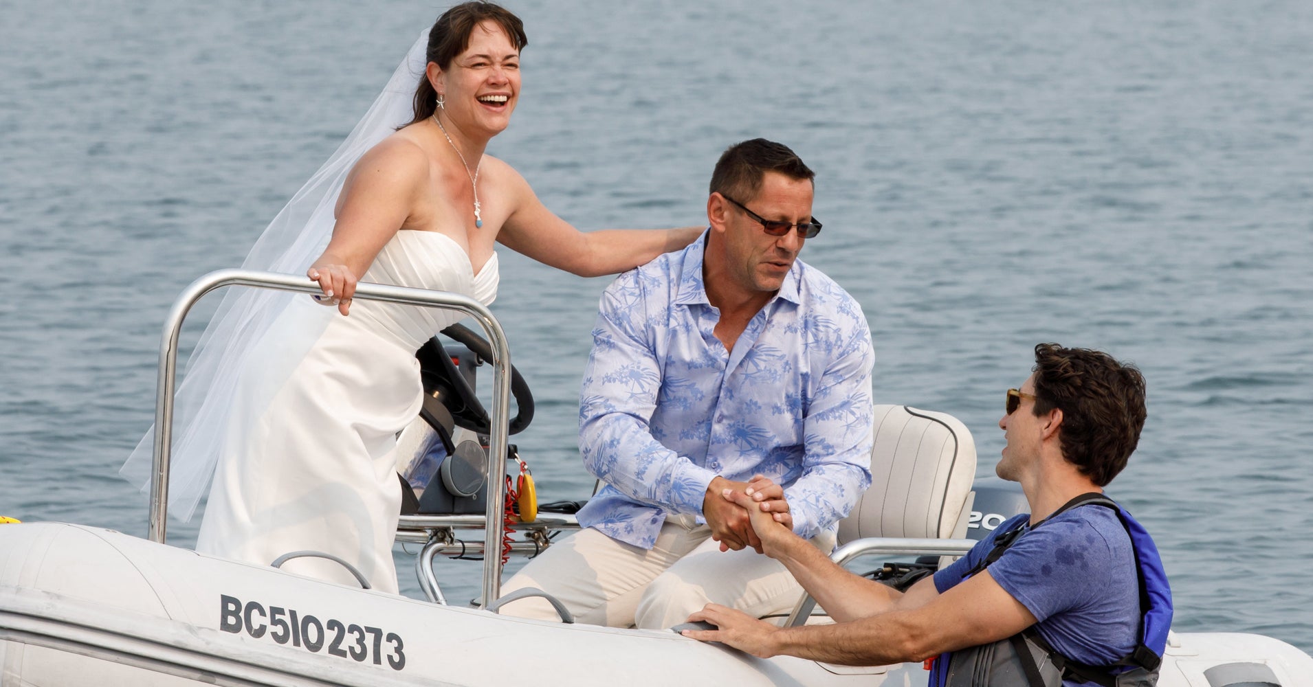 This Lucky Bride Got A Wedding Photo And A Kiss From Justin Trudeau
