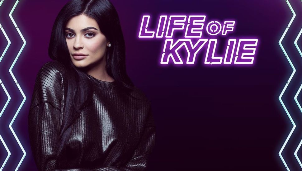 True Life I Actually Like Kylie Jenners New Reality Tv Show Huffpost 9319