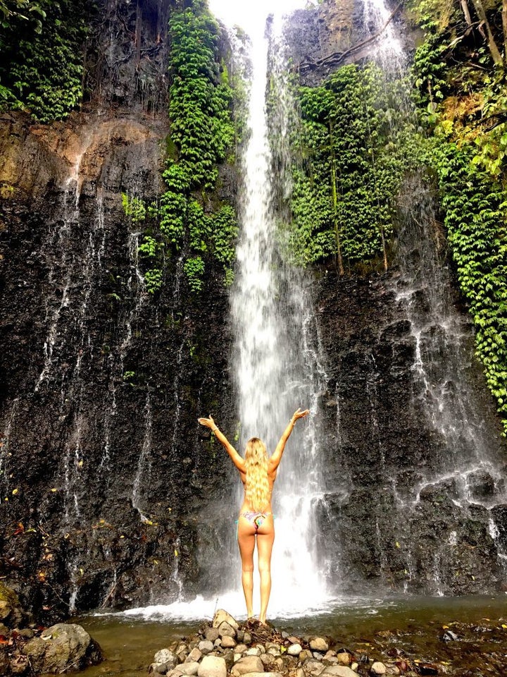 <p><a rel="nofollow" href="http://mylifesamovie.com/best-bali-photo-spots/" target="_blank">Pucak Manik</a> is such a hidden gem that there were no other people there for hours!</p>