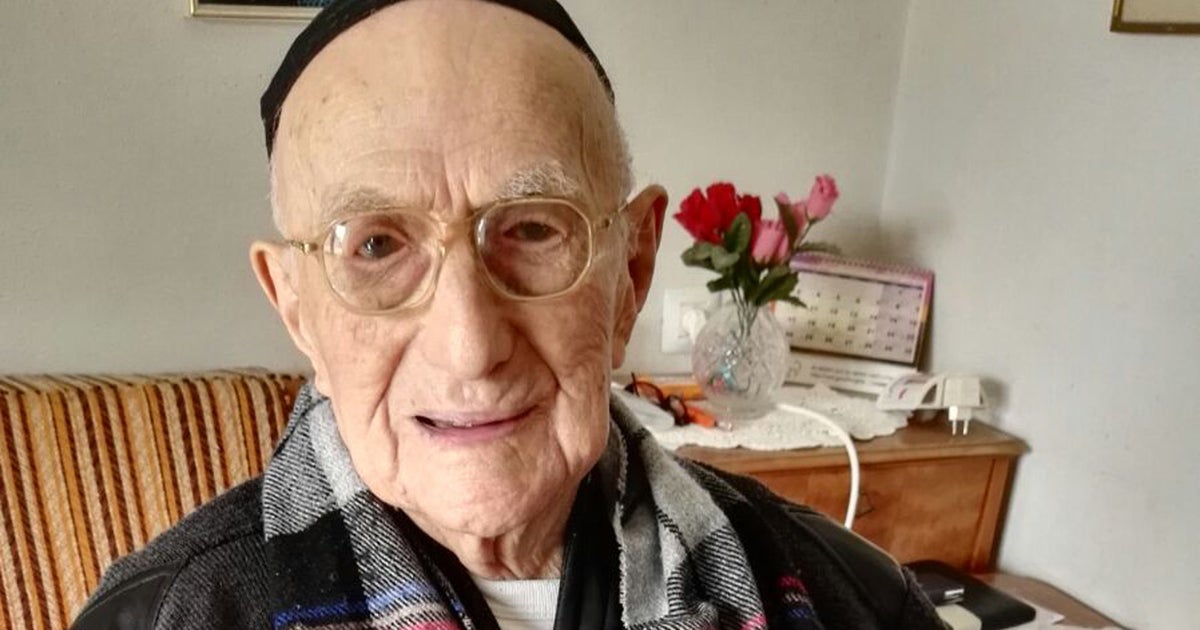 Долгожитель книги гиннесса. Книга рекордов гиннесса долгожители. Танака кане долгожитель. Рекорд гиннеса по долгожительству. Самый старый человек в мире 2021 года.