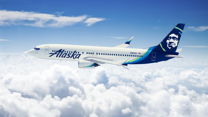 <p>Alaska Air inaugurates new routes form Sfo and Lax to Mexico City</p>