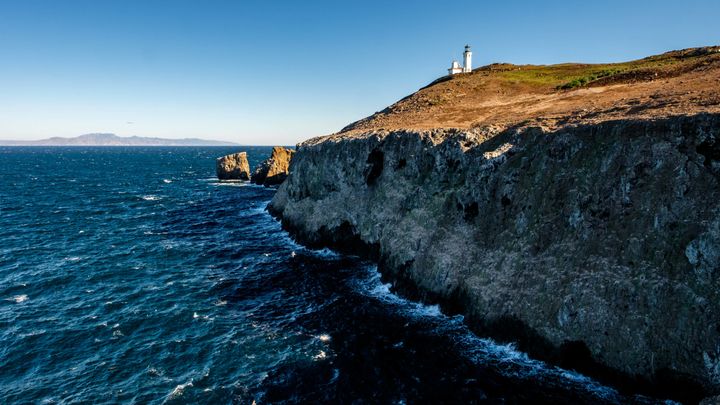 Anacapa Island is known for dramatic coastal cliffs, incredible birdlife, its historic lighthouse and for being the closest to the California mainland. 