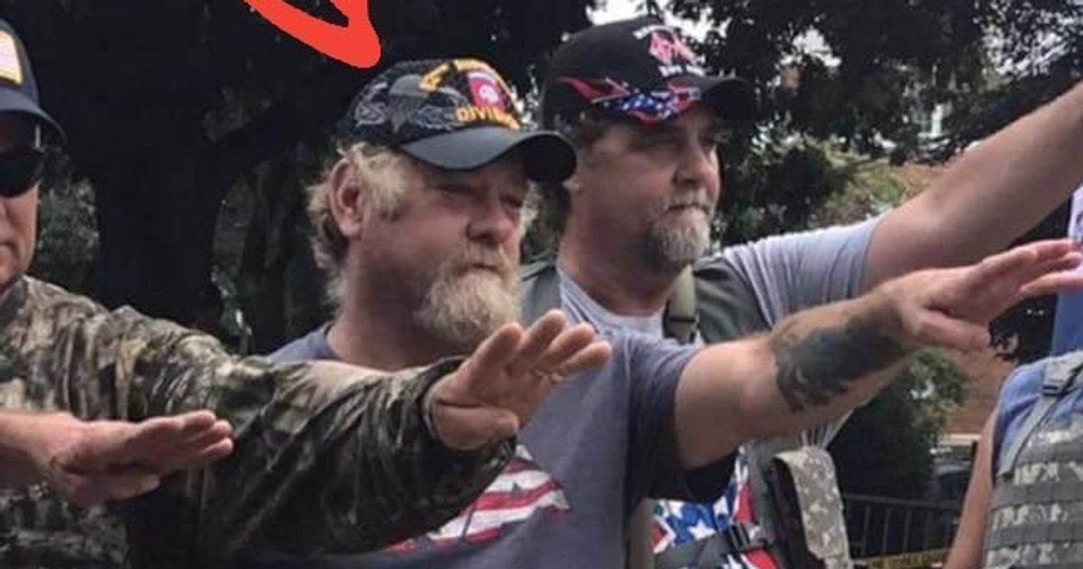 White Supremacist In Charlottesville Wearing 82nd Airborne Hat Gets ...