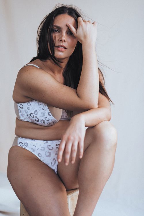 Candice Huffine s Lingerie Line Is Size Inclusive And So So Sexy