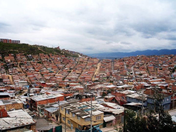 <p>Slums of Bogota, Colombia | © C64–92/Flickr</p>