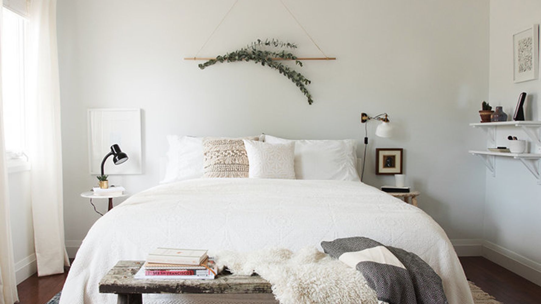 Diy Above The Bed Wall Decor Ideas : The space above the headboard is