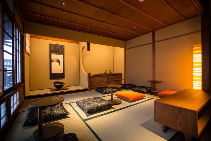 This Kyoto Starbucks features rooms with tatami mats.