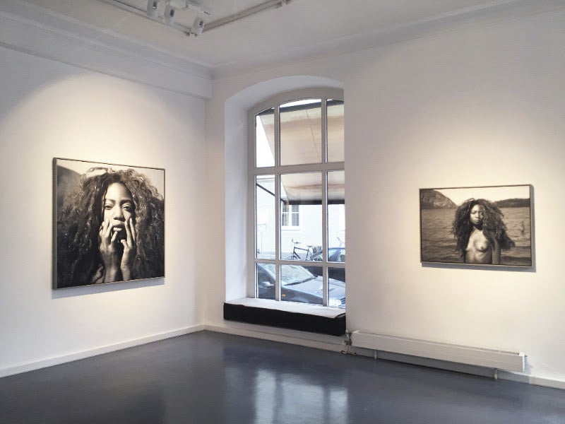 left: YIGAL OZERI, Medusa, 2017, oil on canvas, 54 x 54 inch | 137 x 137 cm / right: YIGAL OZERI, untitled (Cristal), 20
