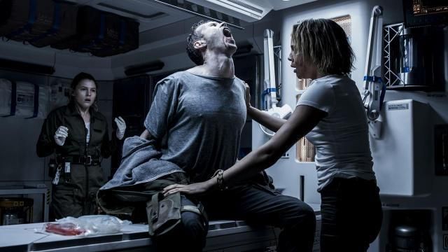 Contamination of space colonists in Alien Covenant caused slight discomfort for those infected. 