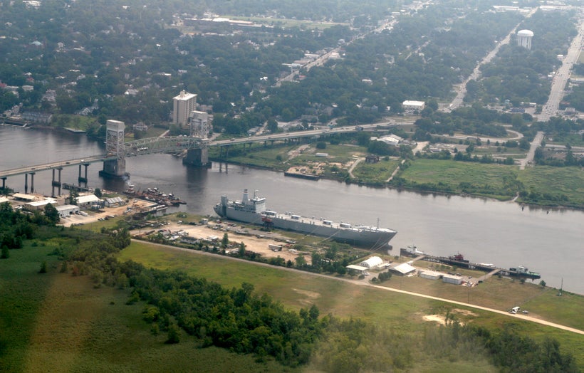 The Cape Fear Memorial Bridge, Wilmington, NC. <a rel="nofollow" href="https://www.flickr.com/photos/docsearls/228904076/in/p