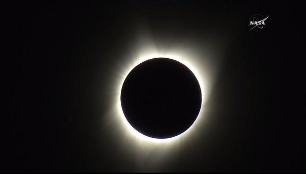 These Total Solar Eclipse Pictures Are Absolutely Stunning | HuffPost UK