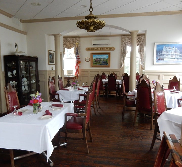 <p>Wellwood Club, Charleston MD</p>