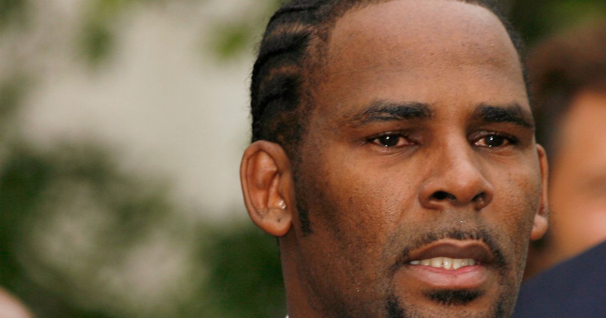 New Accuser Says R Kelly Had Sex With Her When She Was 16 Huffpost Voices