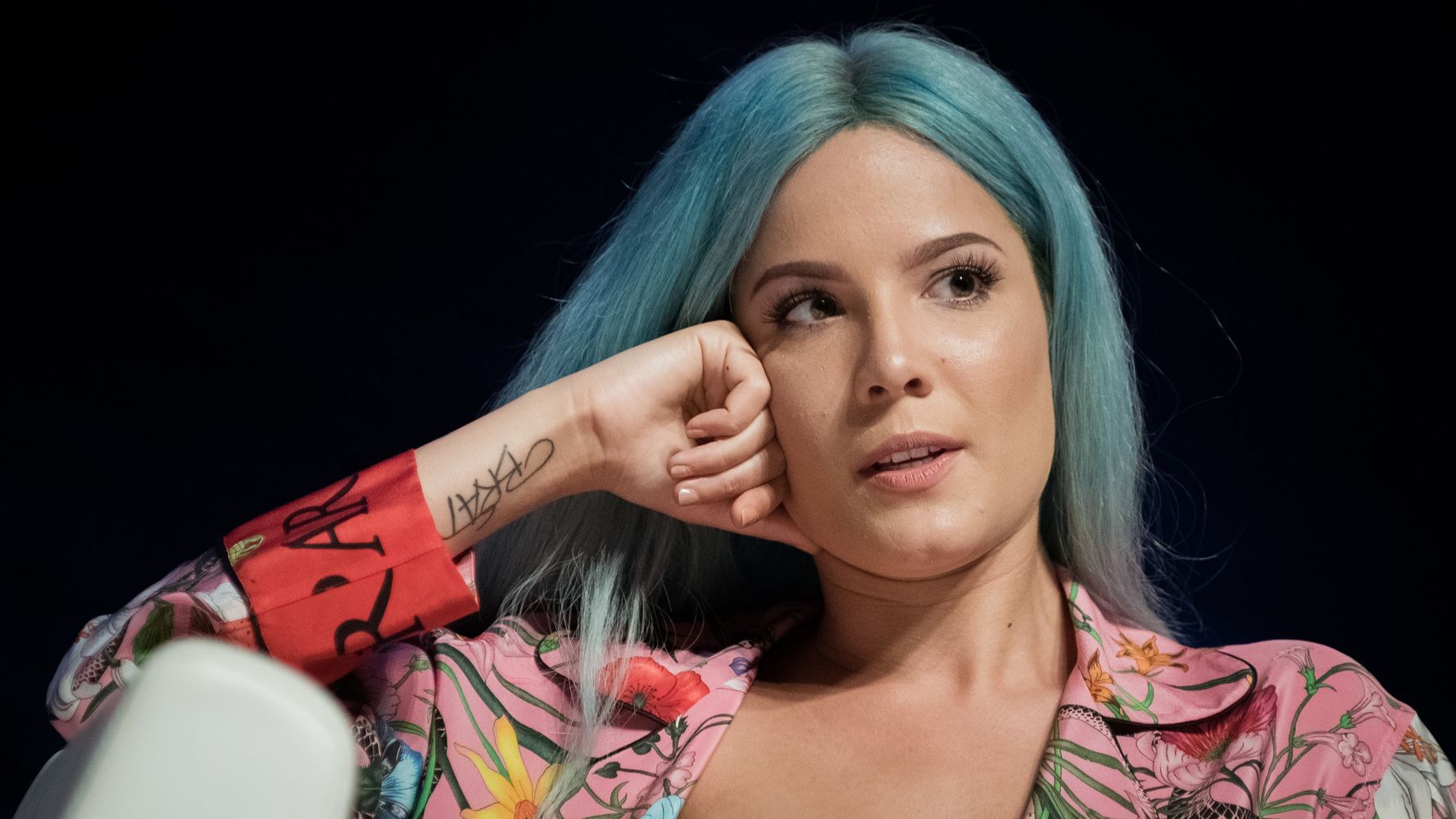 Halsey Opens Up About Being A White Passing Black Woman Huffpost