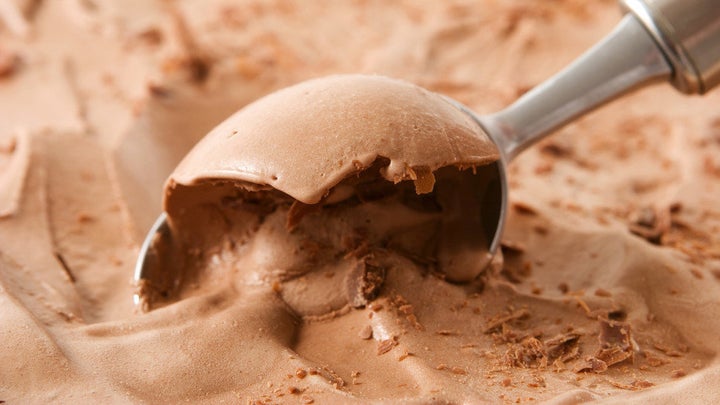 You've Probably Been Scooping Ice Cream The Wrong Way For Years