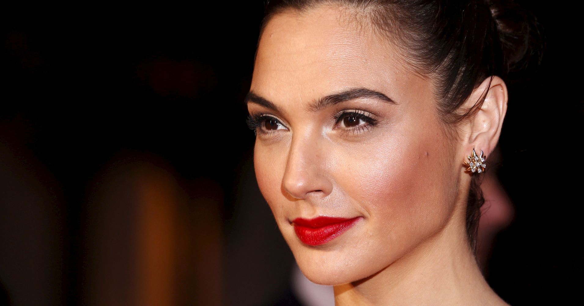 Gal Gadot Points Out Exactly How Absurd 'Wonder Woman' Body-Shaming Is ...