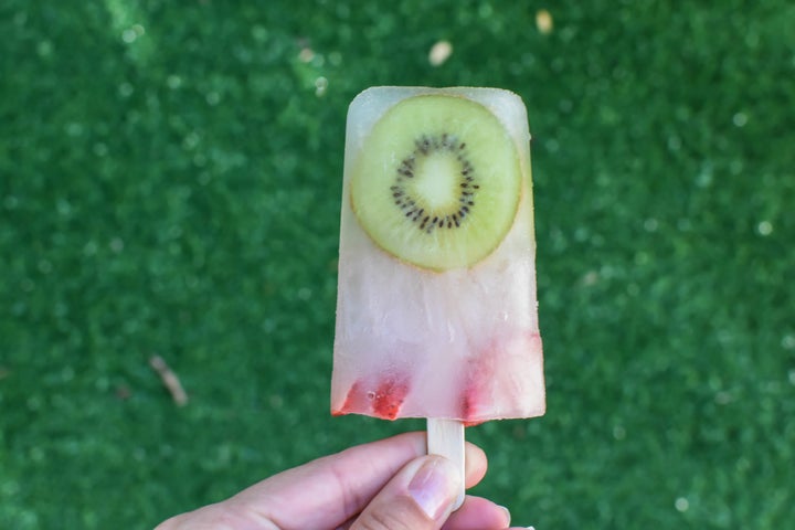 <p>Mezcales de Leyenda Margarita in frozen form</p>