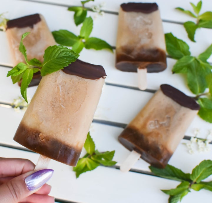 <p>Double buzz: frozen Irish Coffee Poptail</p>