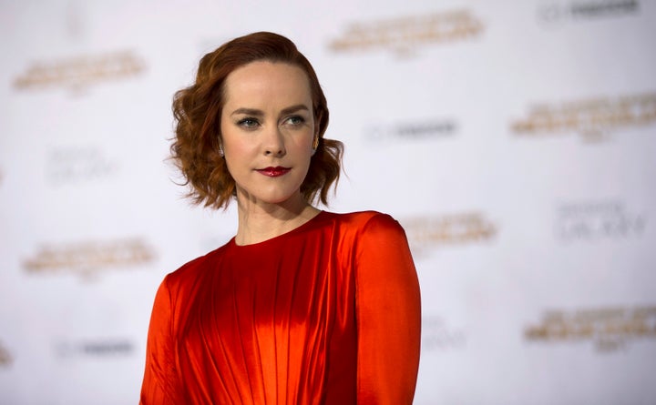 Malone and her partner, Ethan DeLorenzo, <a href="https://www.huffpost.com/entry/jena-malone-gives-birth-ode-mountain-delorenzo_n_574dea39e4b0af73af95a3f7" role="link" class=" js-entry-link cet-internal-link" data-vars-item-name="welcomed a son" data-vars-item-type="text" data-vars-unit-name="59a0379ee4b05710aa5bcc73" data-vars-unit-type="buzz_body" data-vars-target-content-id="https://www.huffpost.com/entry/jena-malone-gives-birth-ode-mountain-delorenzo_n_574dea39e4b0af73af95a3f7" data-vars-target-content-type="buzz" data-vars-type="web_internal_link" data-vars-subunit-name="article_body" data-vars-subunit-type="component" data-vars-position-in-subunit="0">welcomed a son</a> named Ode Mountain in May 2016.