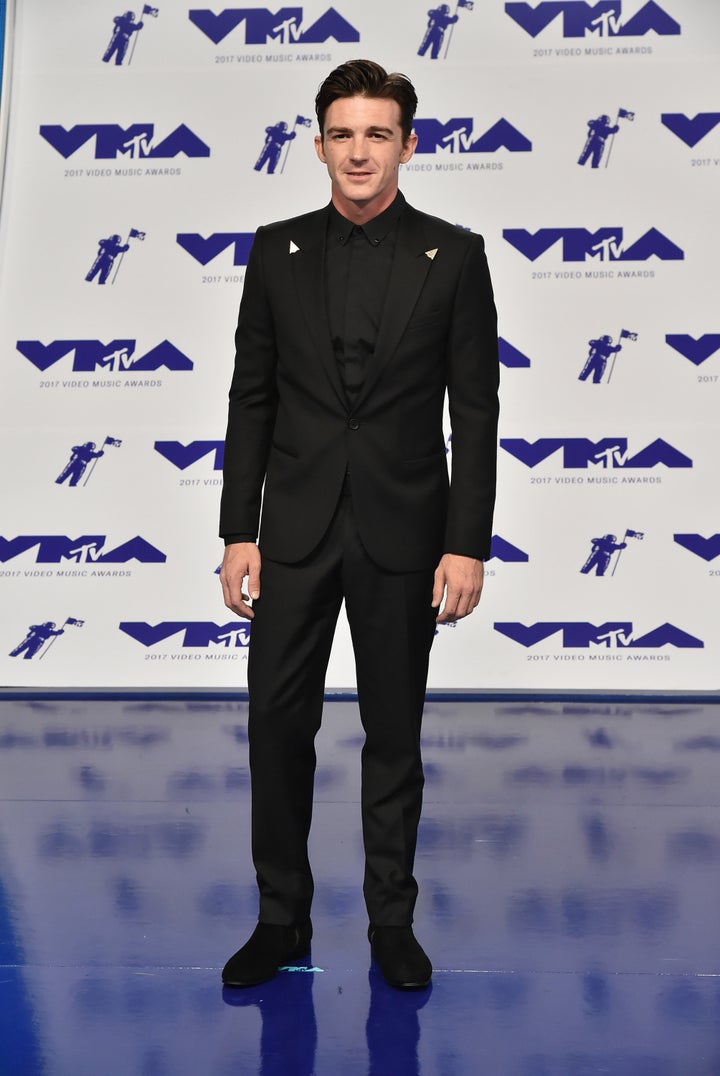 Drake Bell attends the 2017 MTV Video Music Awards at The Forum on August 27, 2017.