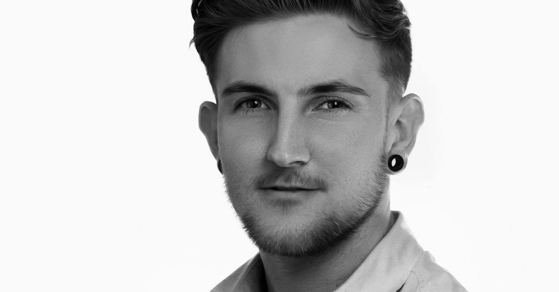 How Popular Vlogger Daniel Euan Henderson Found Himself Through Videos