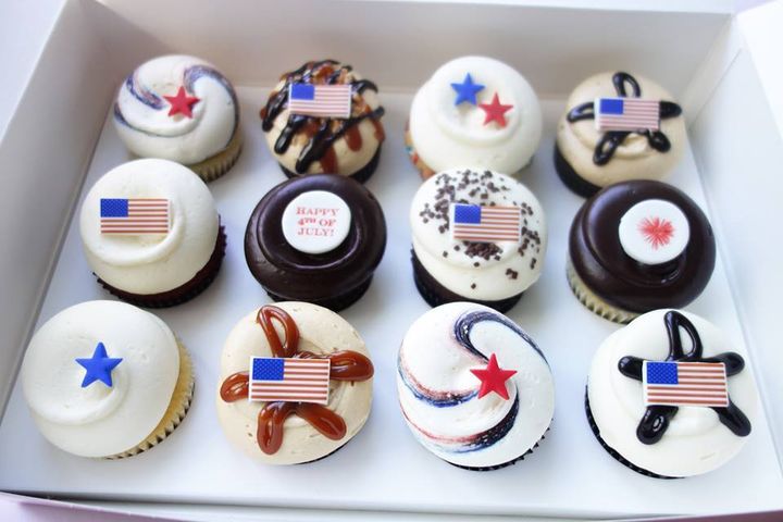 These yummy and Insta-worthy cupcakes are a must for fans of DC Cupcakes on TLC!