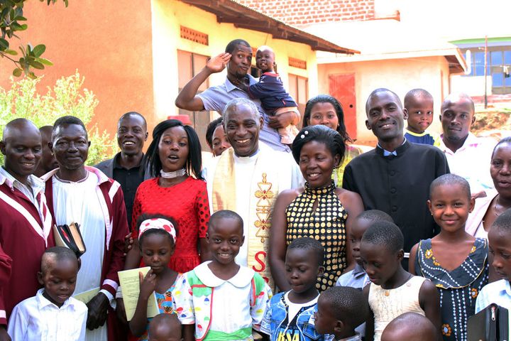 Canon Gideon Byamugisha, a founder of INERELA+, with his church congregation at the Bishop Samuel Chapel in Kampala, Uganda