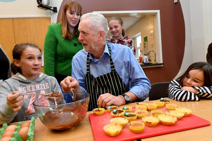 Jeremy Corbyn visiting the Leyland Project holiday club to help children on fee school meals.