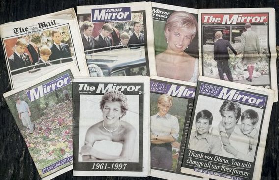 British Newspaper front covers reporting the death of Princess Diana