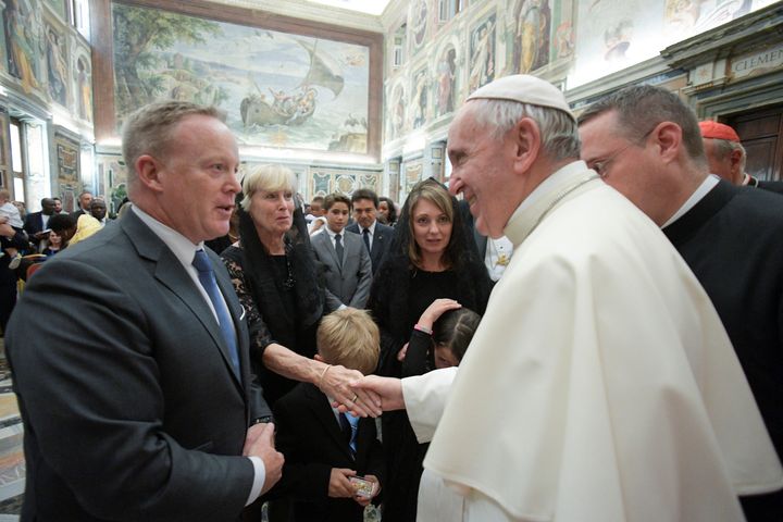 Pope Francis talks with former White House Press Secretary and Communications Director Sean Spicer during a special audience at the Vatican August 27, 2017.