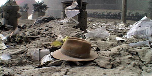Image from lower Manhattan, on September 11th, 2001.