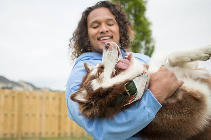 When Cleveland Browns defensive tackle Danny Shelton learned Petplan pet insurance pledged $30,000 to pet rescue organizations working on the ground in Texas, he donated $25,000 to help Best Friends Animal Society, The Humane Society of the United States, and North Shore Animal League America. 