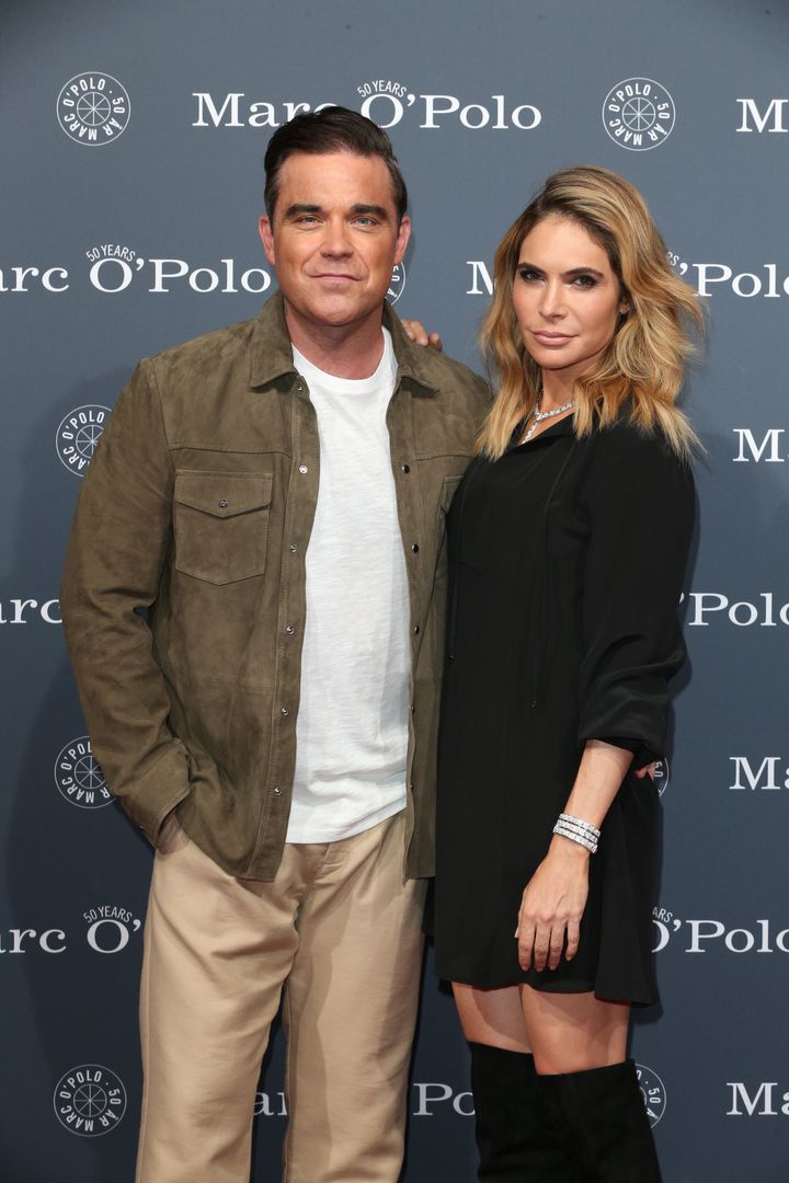 Robbie with his wife Ayda Field