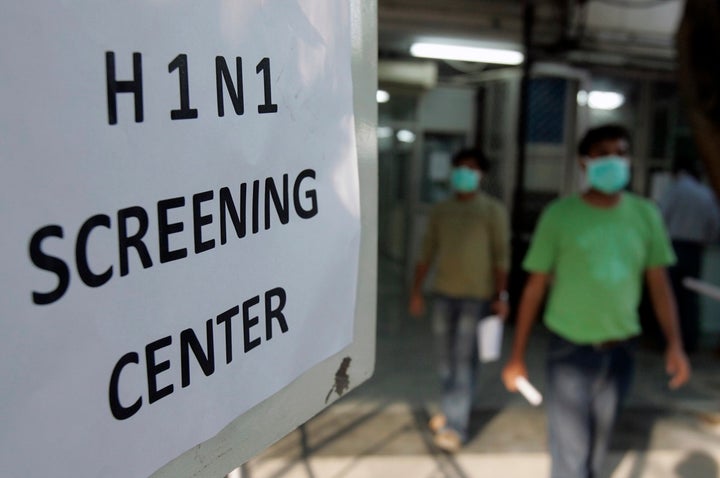 <p>India Outbreak: over 1,300 fatalities from H1N1 swine flu</p>