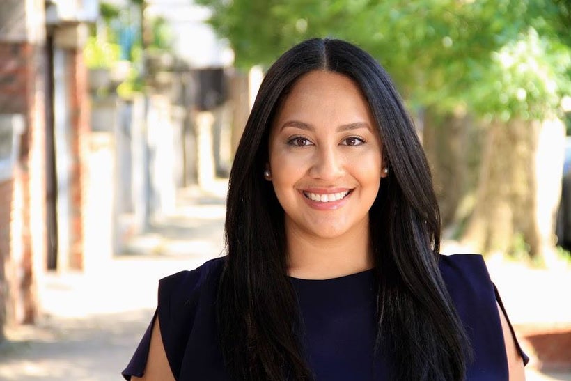 <a rel="nofollow" href="https://goo.gl/5QS87p" target="_blank">Amanda Farias</a>