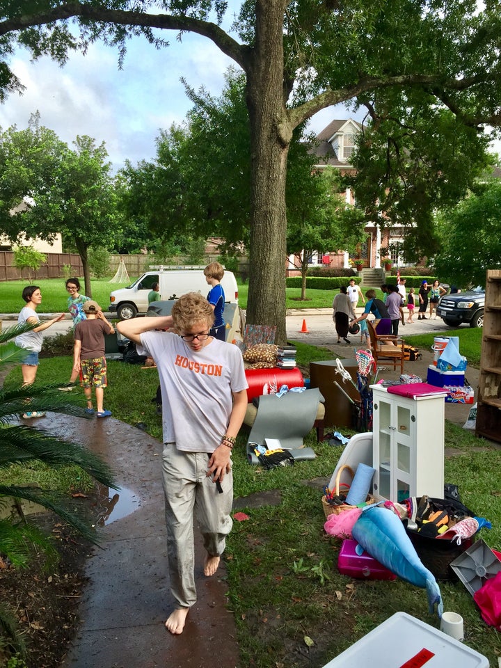 <p>If you want to help someone who has flooded, the best way is to show up.</p>