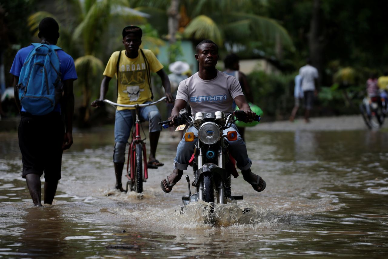 Heavy rains and winds hit Haiti last night 