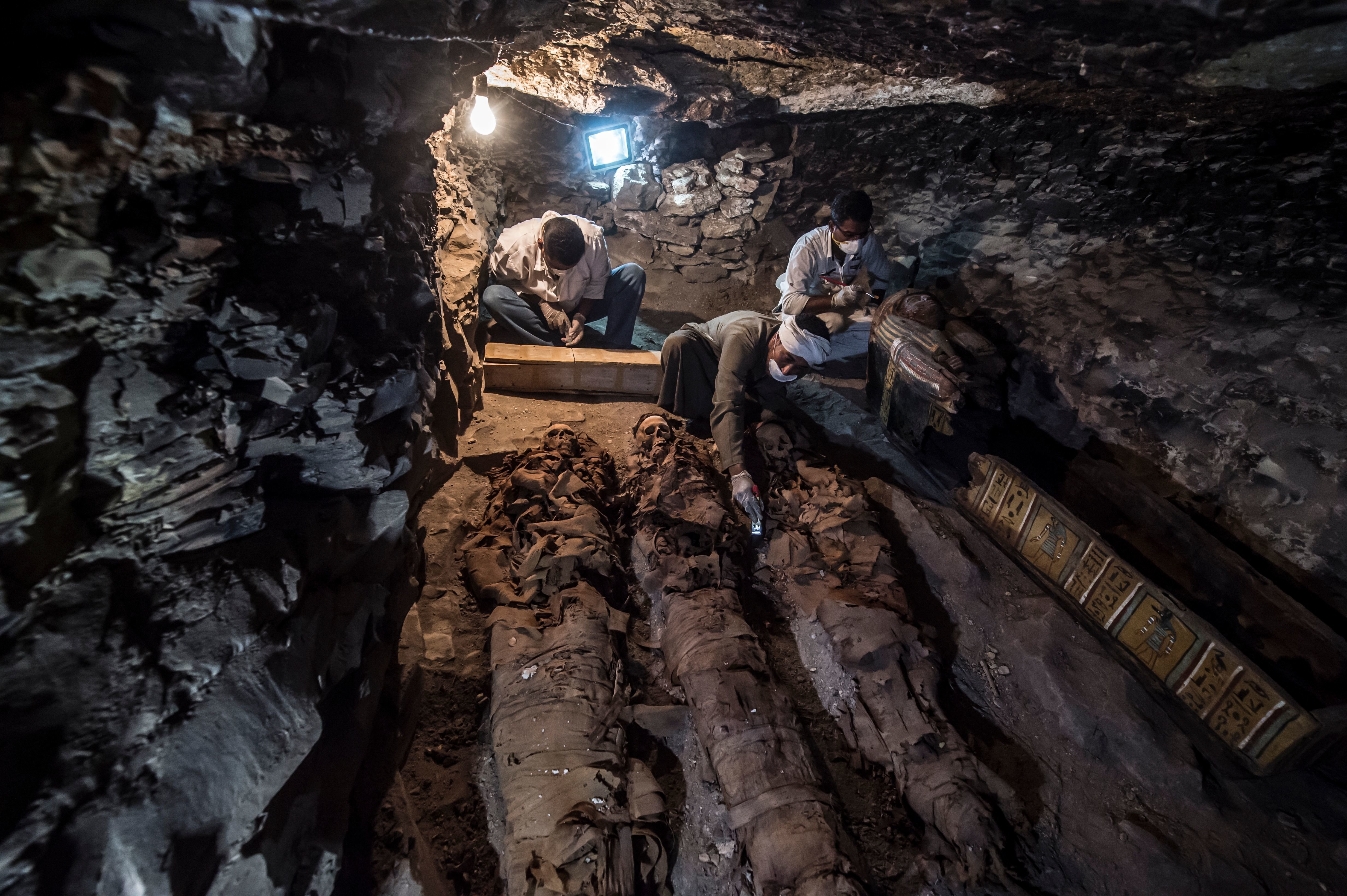 Archaeologists In Egypt Unearth 3,500-Year-Old Tomb | HuffPost Latest News