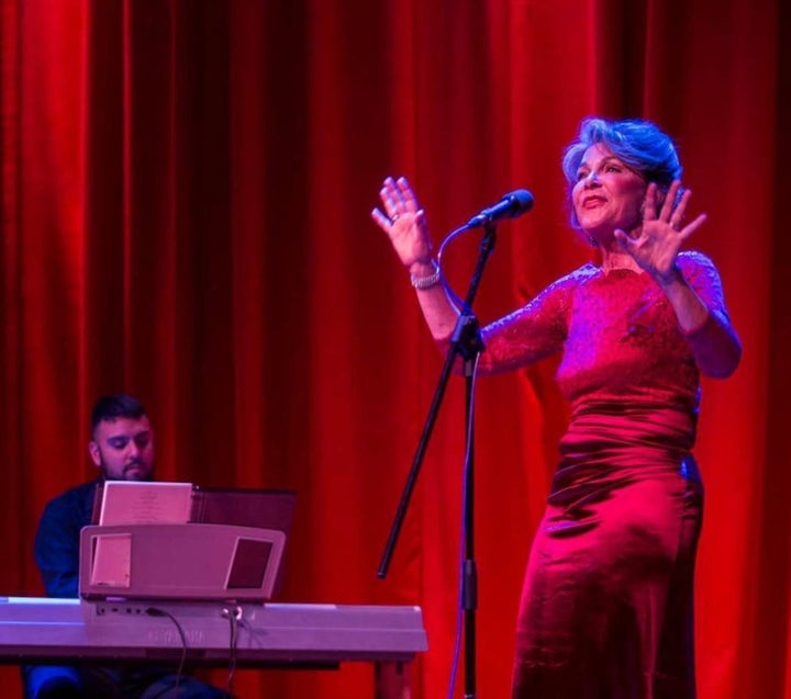 <p>Flicka Rahn and Daniel Wyman performing</p>
