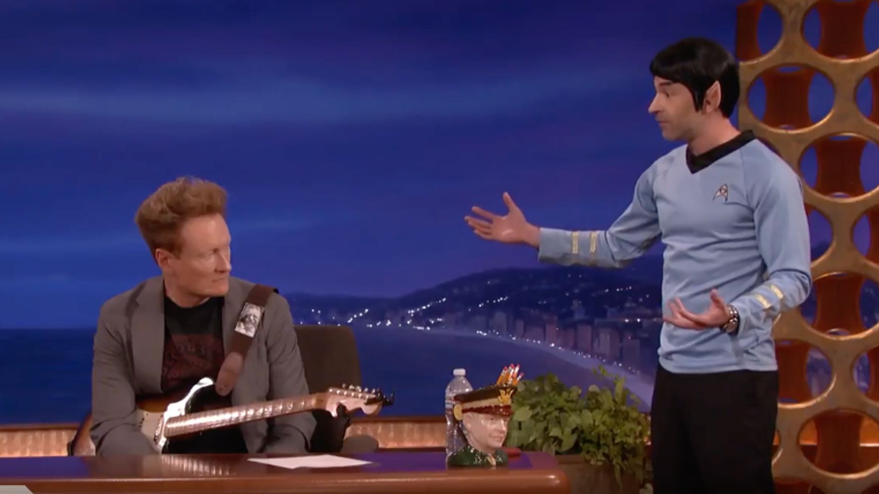 pistol Drama bakke Conan' Producer Improvises Incredible 6-Minute Speech On 'Star Wars' |  HuffPost Entertainment