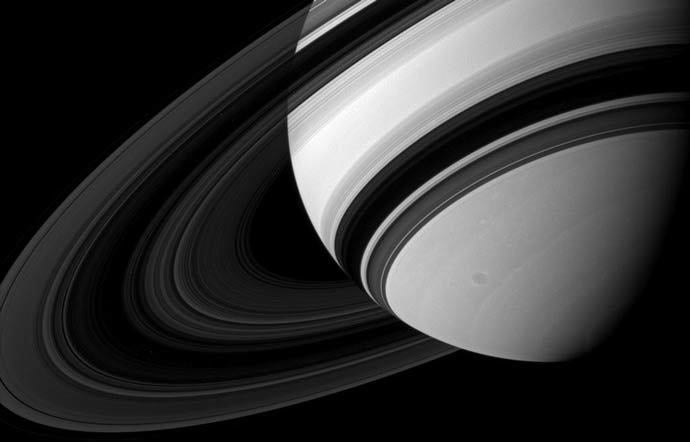 <p>Saturn and its rings.</p>