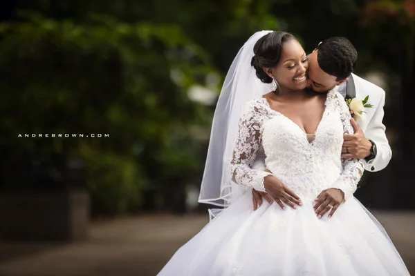 28 Radiant Wedding Photos That Will Lift Your Spirits Huffpost Life
