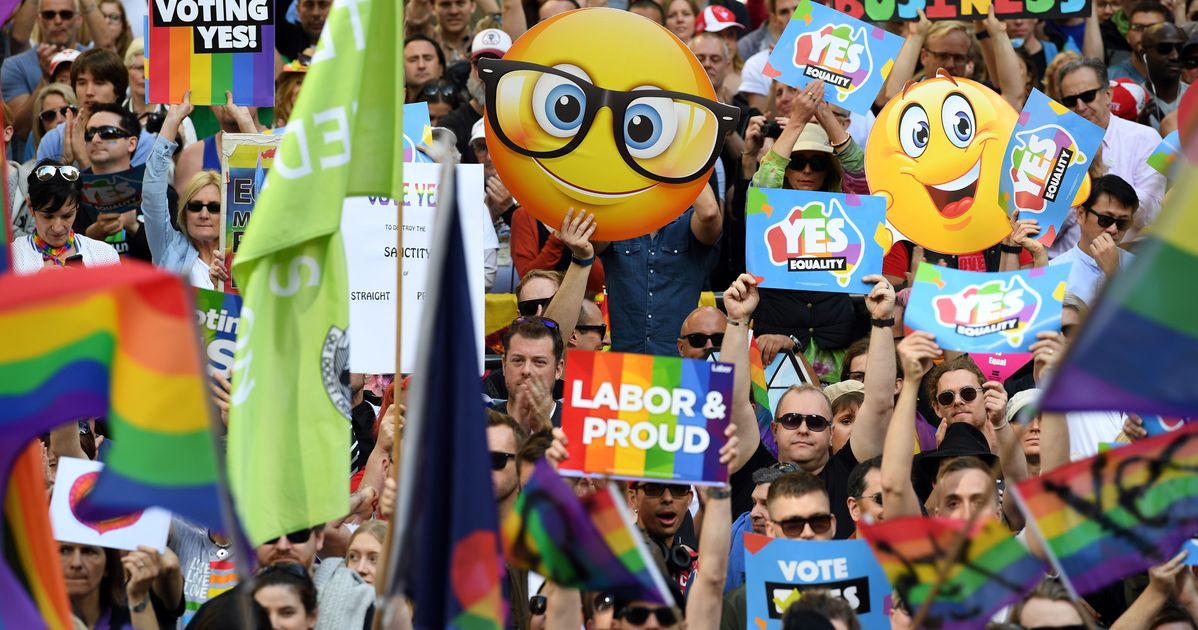 Australian Same Sex Marriage Rally Draws Record Crowd Ahead Of Historic Vote Huffpost Voices 8503