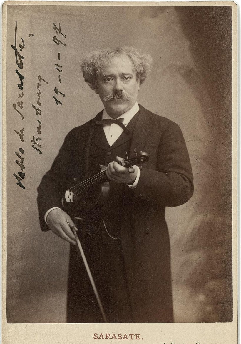 <em>Violinist – Pablo de Sarasate</em>