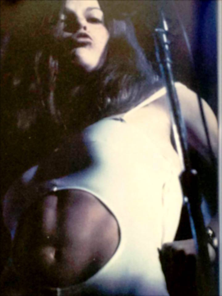 <em>Steel abs. Janita Haan on stage</em>