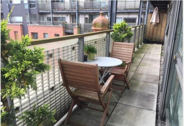 <strong>It has its own balcony </strong>
