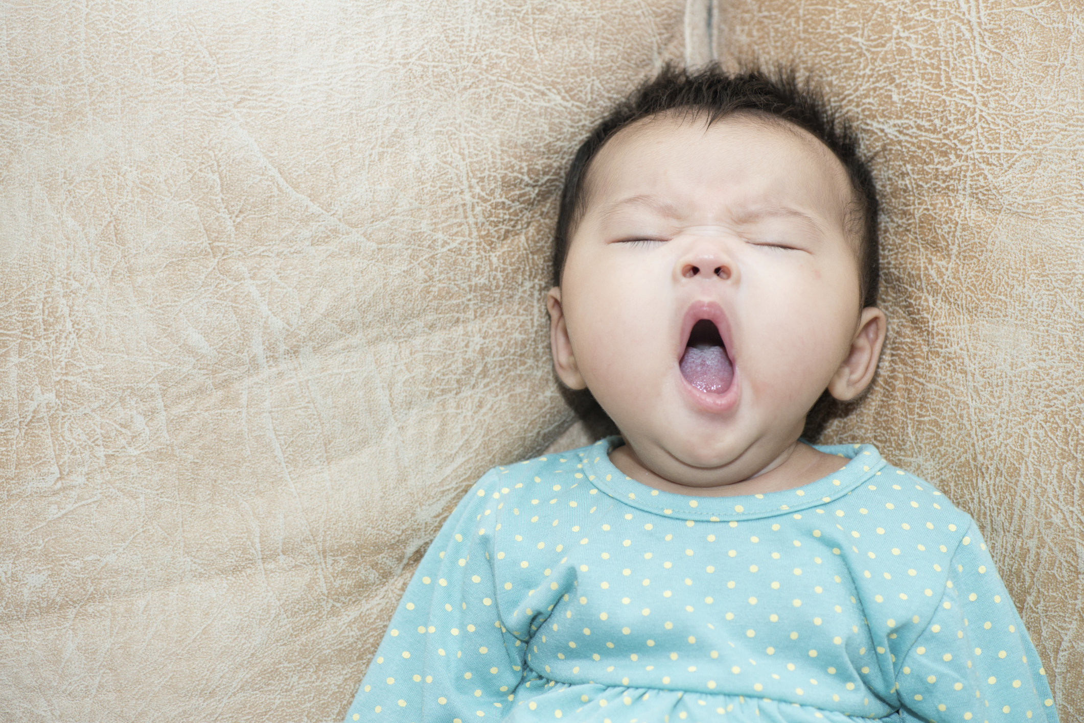 Here S Why Yawns Are So Contagious HuffPost Life   59bae7cb1a00007100f06bc0 