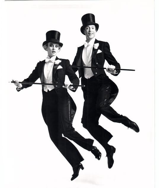 In 1983, Twiggy (right) and Tommy Tune starred in "My One and Only" on Broadway. 